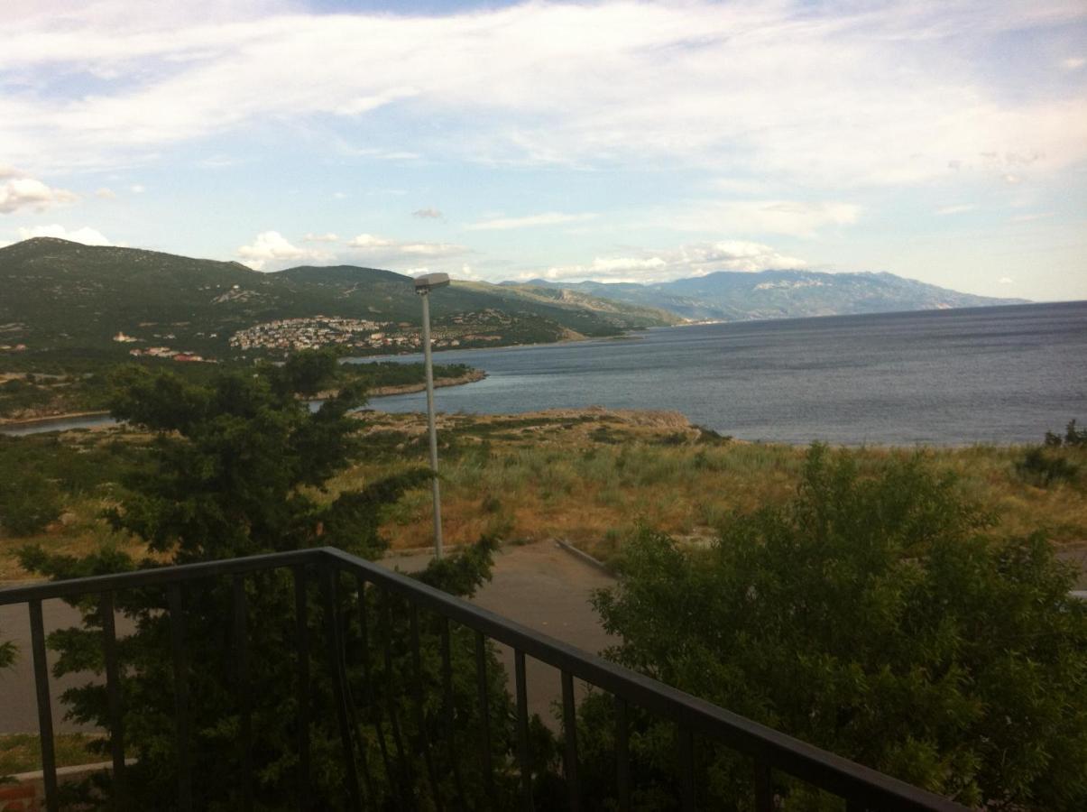 Casa Blanka Lägenhet Novi Vinodolski Exteriör bild